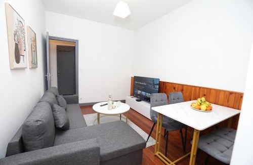 Chalon-sur-Saone Apartment | Appartement Cosy - Proche du Centre-Ville