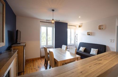 Saint-Marcellin Apartment | Appartement cosy avec vue sur le marché