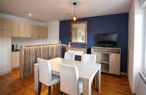 Saint-Marcellin Apartment | Appartement cosy avec vue sur le marché