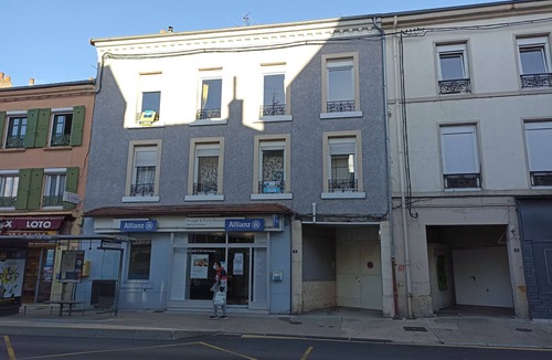 Le Coteau Apartment | Appartement Cosy Situé Dans la Loire, à 1H de Lyon, Clermont-ferrand et Vichy