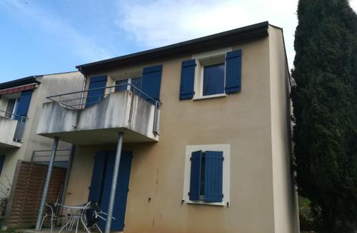 Saint-Geniez-d'Olt Apartment | Appartement entre Aubrac et Vallée du Lot