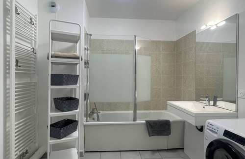 Longjumeau Apartment | Appartement Equipé et Meublé