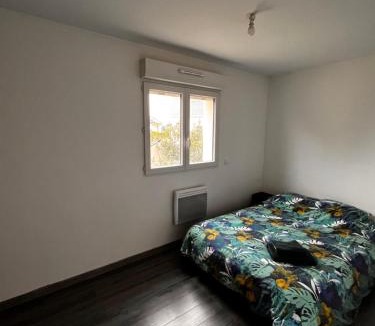 Saint-Michel-sur-Orge Apartment | Appartement ETG-2CH proche Orly