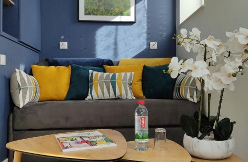 Vittel Apartment | Appartement lumineux 4* pour 2 à Vittel, proche thermes, WiFi, parking gratuit - FR-1-589-745