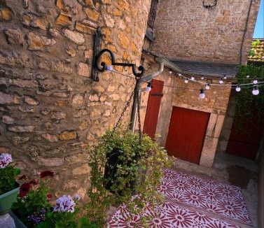 La Charite-sur-Loire Apartment | Appartement Meneau