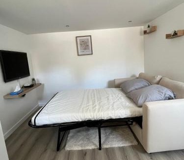 Paray-Vieille-Poste Apartment | Appartement neuf et cosy à 5 minutes d'Orly