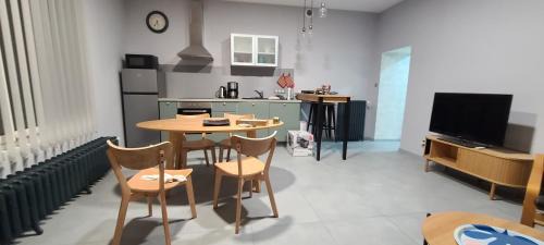 Paroisse Notre-Dame Apartment | appartement plein centre ville