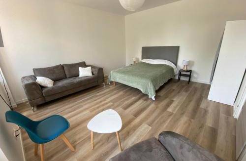 Paroisse Saint-Vincent-de-Paul Apartment | Appartement proche centre ville
