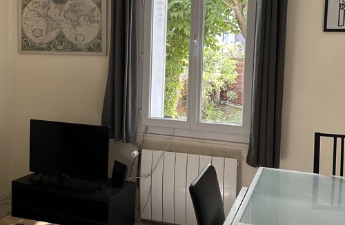 Villejuif Apartment | Appartement rez de Chaussée Avec Jardin à Villejuif