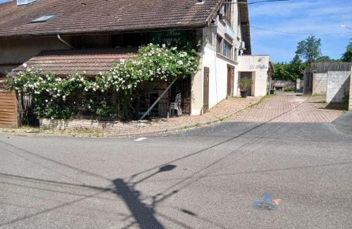 Echenans Apartment | Appartement spacieux à Échenans de 80 m² avec parking inclus