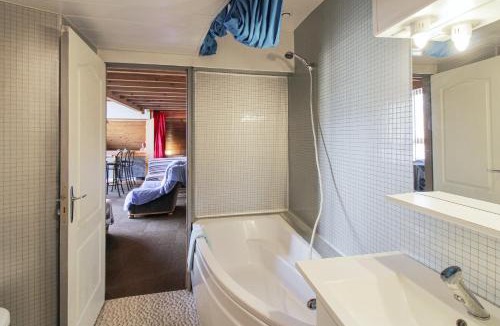 Echenans Apartment | Appartement spacieux à Échenans de 80 m² avec parking inclus