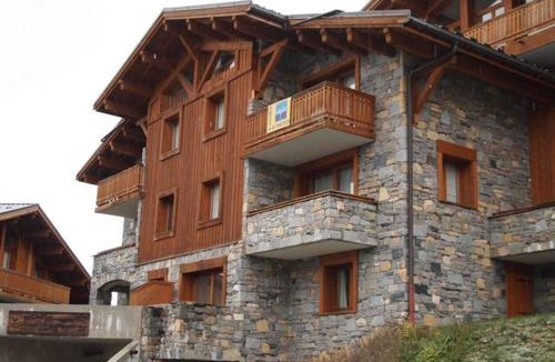 Les Eucherts Apartment | Appartement spacieux 6 pièces, 10 pers, pied des pistes, balcon, parking - FR-1-275-175