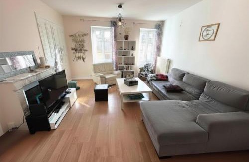 Saint-Peray Apartment | Appartement St-Péray vue Crussol