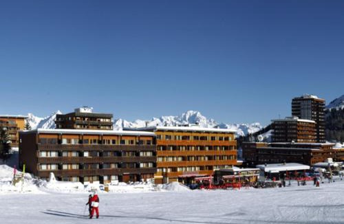 Plagne Centre Apartment | Appartement sud 3 pièces 7 pers, animaux admis, balcon ski-in ski-out - FR-1-455-86