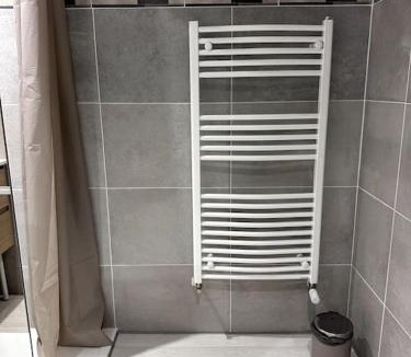 Bourgoin-Jallieu Apartment | Appartement T4 en Hyper-centre