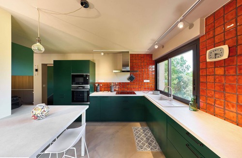 Saint-Romain-en-Viennois Villa | Architect-designed villa in Provence at the foot of Mont-Ventoux