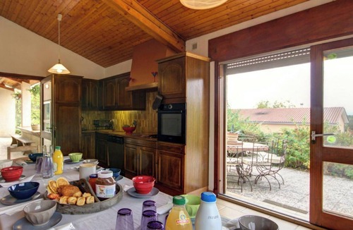 Pommiers Cottage | Architect's villa 200sqm with private pool and fireplace