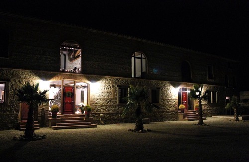 Thuir House | Aspres – Spacious Cottage in a Catalan Farmhouse Between the Sea and Mountains