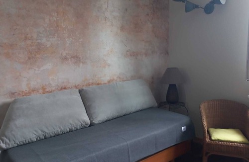 Paray-le-Monial Apartment | ATELIER CHARNOZ, heritage and Parodian ceramics