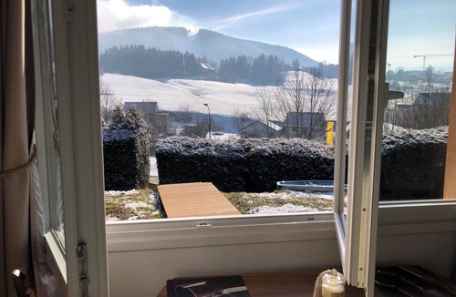 Metabief Ski Chalet | Atypical chalet with enclosed garden and breathtaking views! Rosa-Lila the Tiny-house