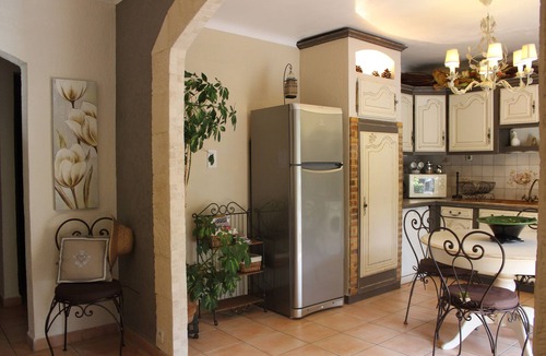 Carpentras Villa | Atypical house in the south of Provence near Avignon, 4 persons