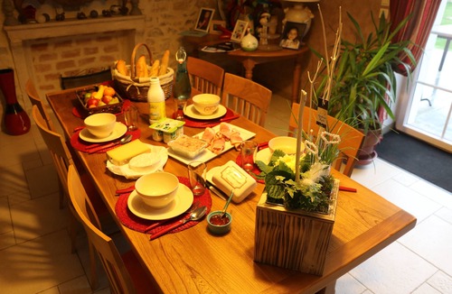 Tonnoy House | Au Caprice de L'Atre