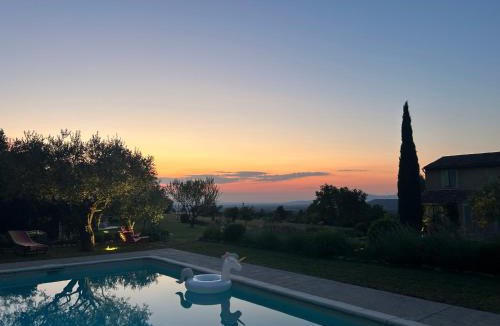 Saint-Didier Bed & Breakfast | Au Clair Ventoux B & B - SPA