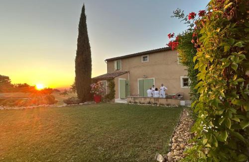 Saint-Didier Bed & Breakfast | Au Clair Ventoux B & B - SPA
