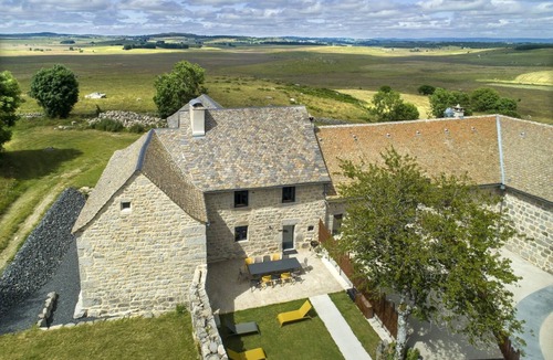 Prinsuejols-Malbouzon House | Au coin du feu - PRINSUEJOLS