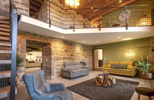 Prinsuejols-Malbouzon House | Au coin du feu - PRINSUEJOLS