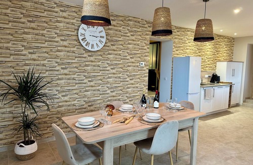 Gray Apartment | "Au Gray des flots" riverside apartment Pets welcome