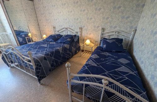 Champigny-sous-Varennes House | Au jardin