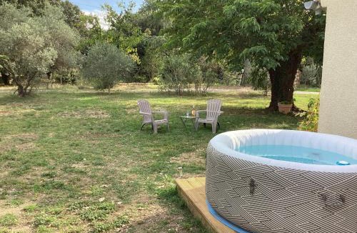 La Baume-de-Transit House | Au mas des Chênes