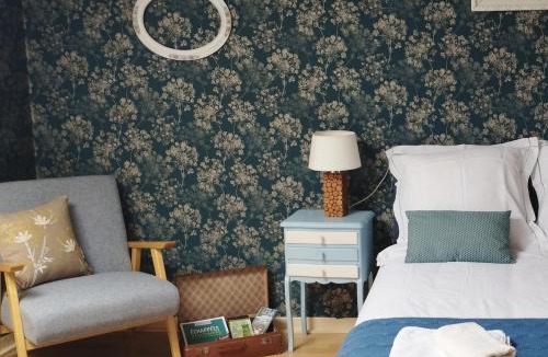Selles House | Au nid d hirondelles - Gîte Cosy, Linge Raffiné & terrasse vue campagne