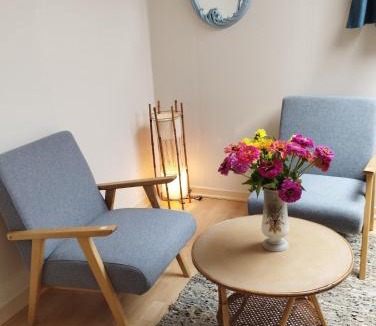 Selles House | Au nid d hirondelles - Gîte Cosy, Linge Raffiné & terrasse vue campagne