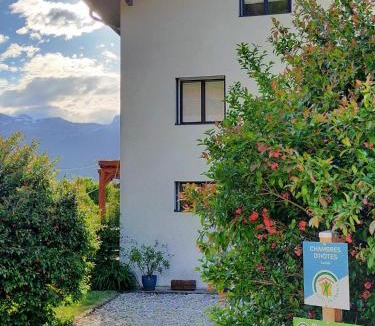 Grignon Bed & Breakfast | Au Ptit bonheur avec parking motos et vélos et petit déjeuner inclus
