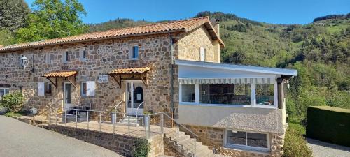 Saint-Cierge-sous-le-Cheylard Bed & Breakfast | Auberge Le Champêtre