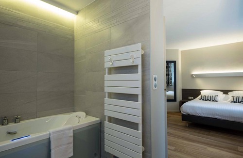 Vaux-en-Beaujolais Hotel | Auberge de Clochemerle – Spa & restaurant gastronomique