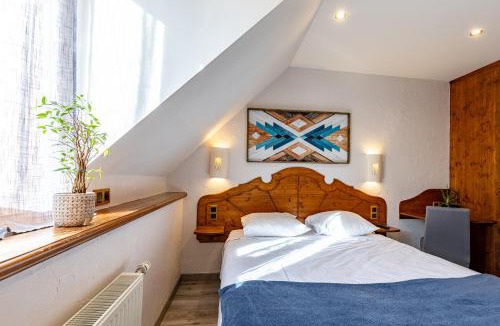 Foncine-le-Haut Hotel | Auberge de la Rivière
