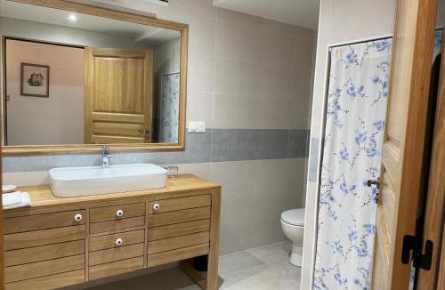 Martailly-Les-Brancion Hotel | Auberge du Vieux Brancion
