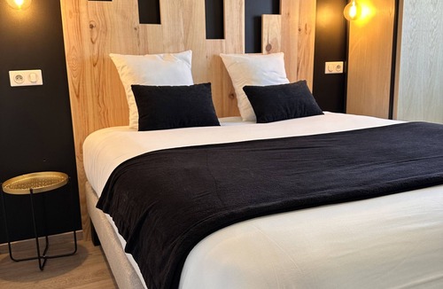 Lanas Hotel | Auberge du Vieux Lanas
