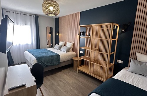 Lanas Hotel | Auberge du Vieux Lanas