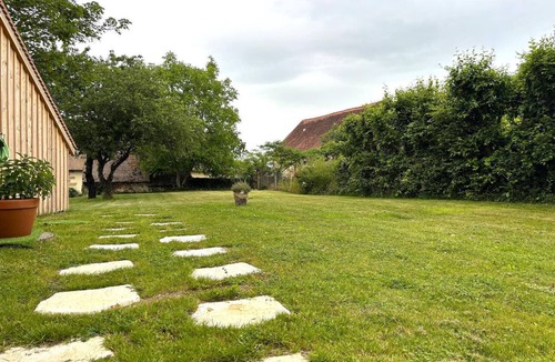 Autry-Issards Cottage | Authentic cottage in Auvergne, 8 pers, pets allowed
