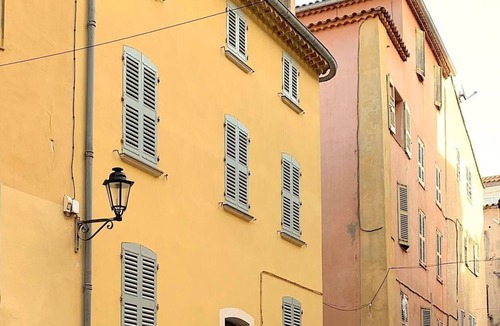 Old Town Apartment | Authentic studio in the heart of the village