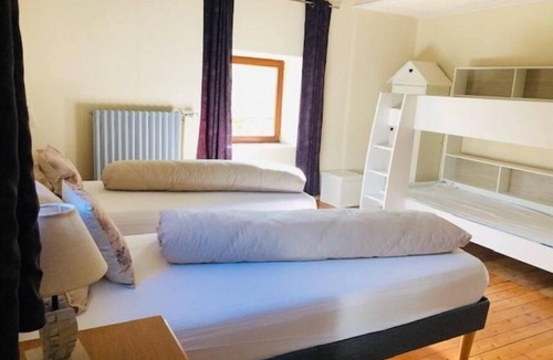 Rupt-sur-Moselle House | Authentique Ferme Proche des Sentiers de Randonnées et de la Voie Verte