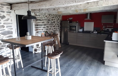 Auzers House | Auvergne cottage Salers area, Puy Mary