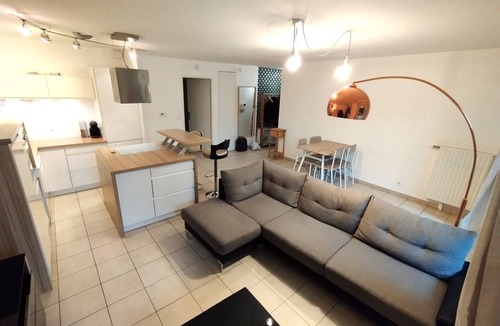 Chatenay-Malabry Apartment | Aux Abords de La Vallée au Loups, de L'arboretum et Maison de Chateaubriand