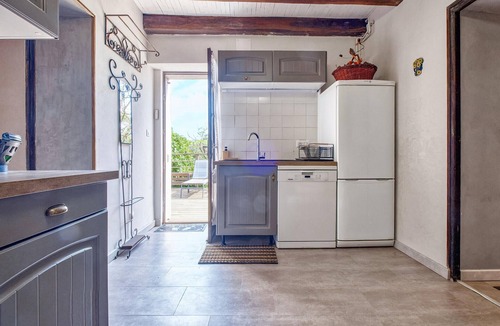 Beauregard-de-Terrasson House | Awesome home in Beauregard-de-Terrasso