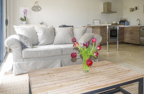 La Roque-sur-Pernes House | Awesome home in La-Roque-sur-Pernes