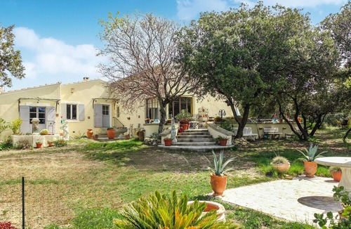 Venasque House | Awesome home in Venasque